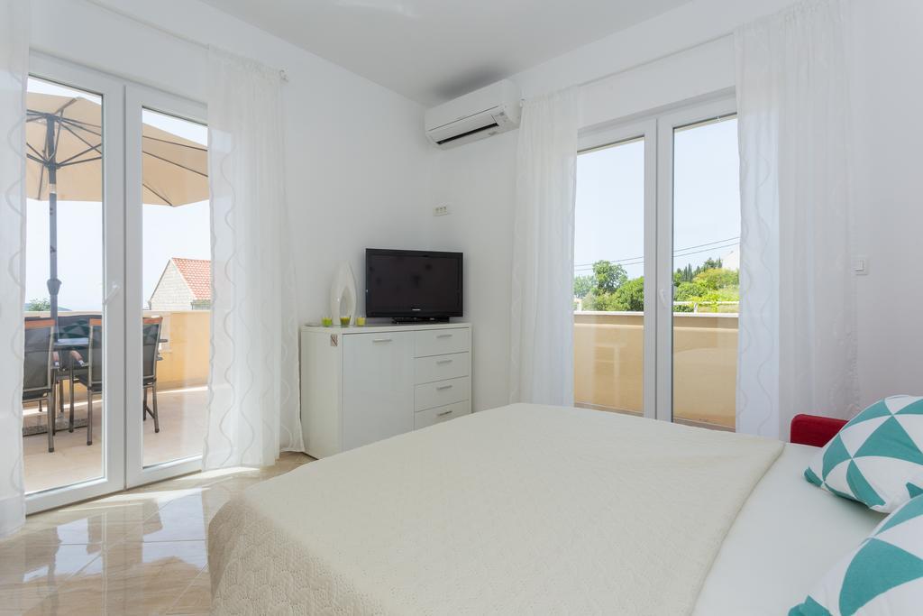 Apartment & Room Ladisic Orašac Extérieur photo
