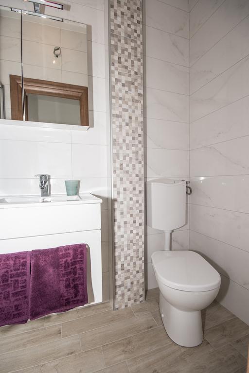Apartment & Room Ladisic Orašac Extérieur photo